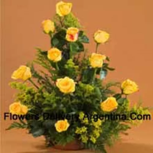 Basket Of 11 Yellow Roses With Fillers