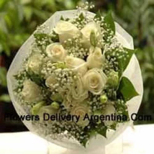 Bunch Of 12 White Roses With Fillers